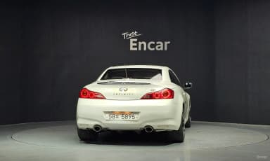 G37
