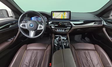 5 Series (G30)