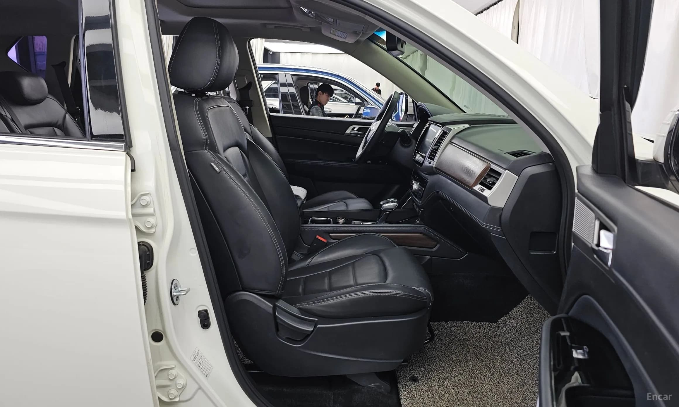 G4 Rexton
