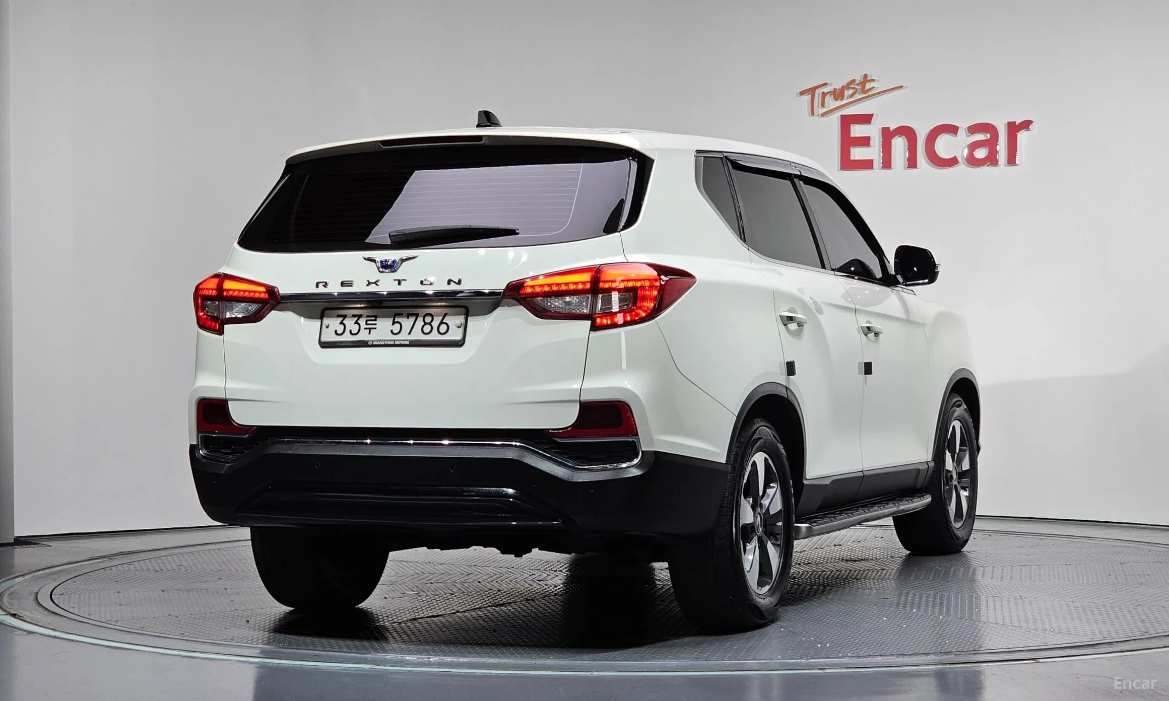 G4 Rexton