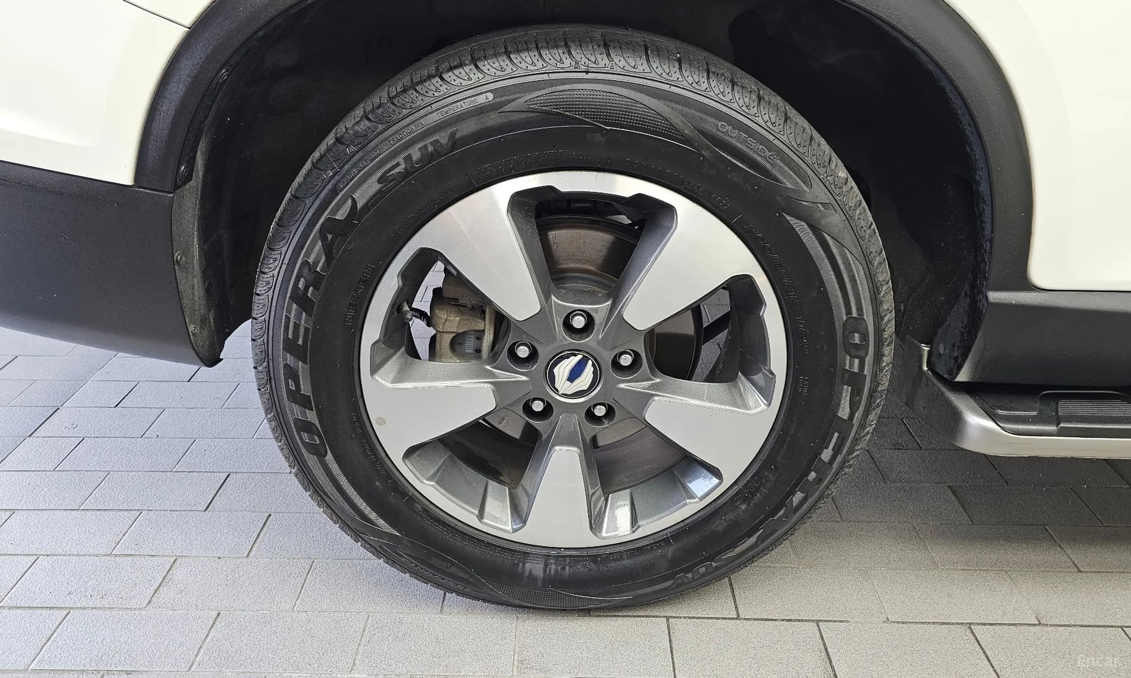 G4 Rexton