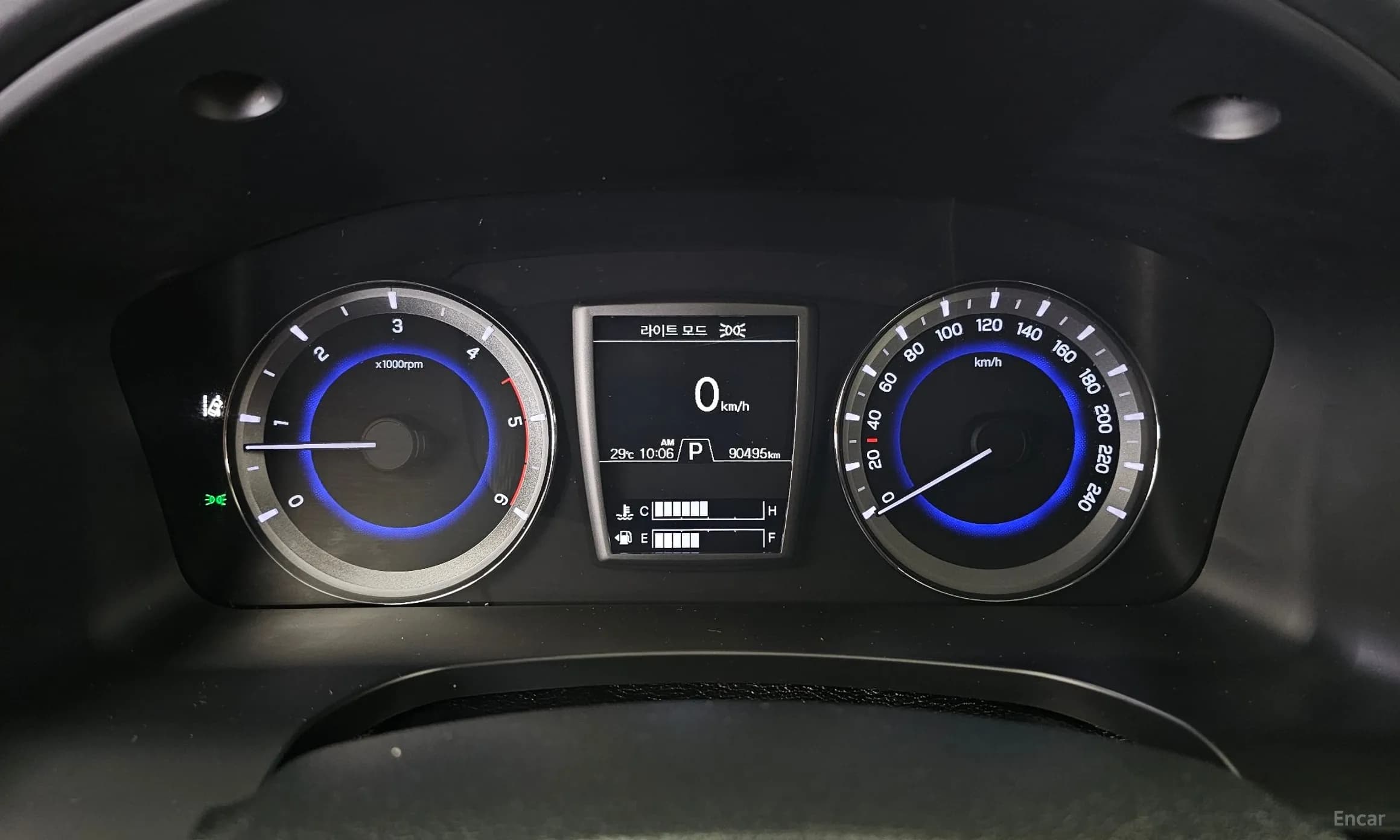 G4 Rexton