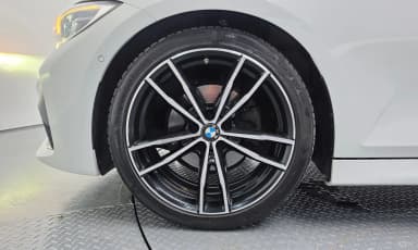 3 Series (G20)