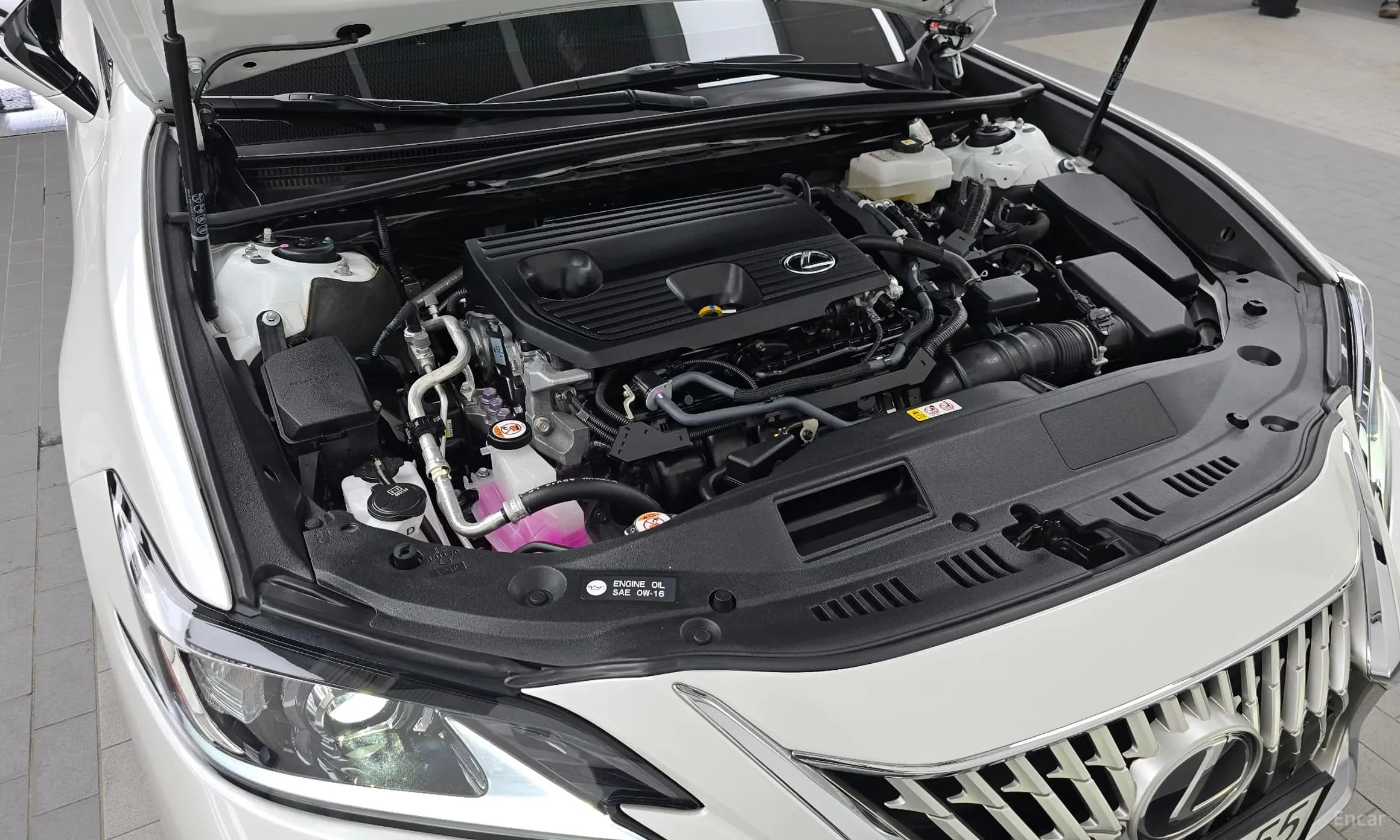 ES300h 7th Generation