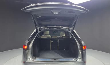 Range Rover Bella