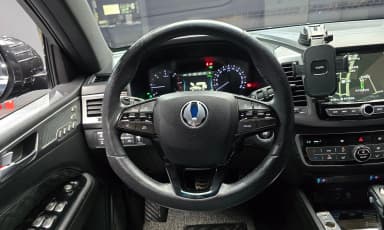 G4 Rexton