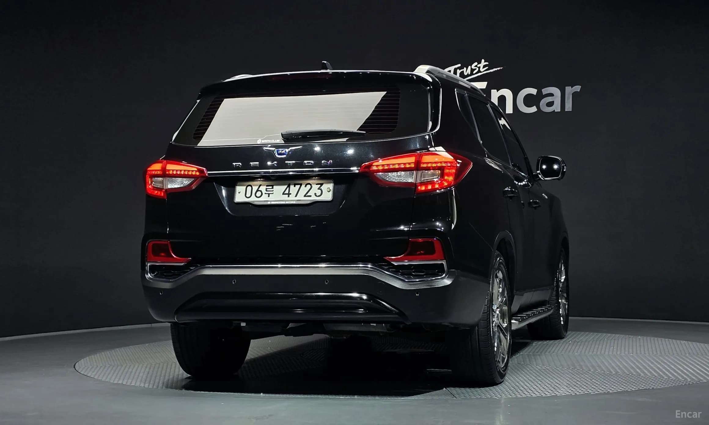 G4 Rexton