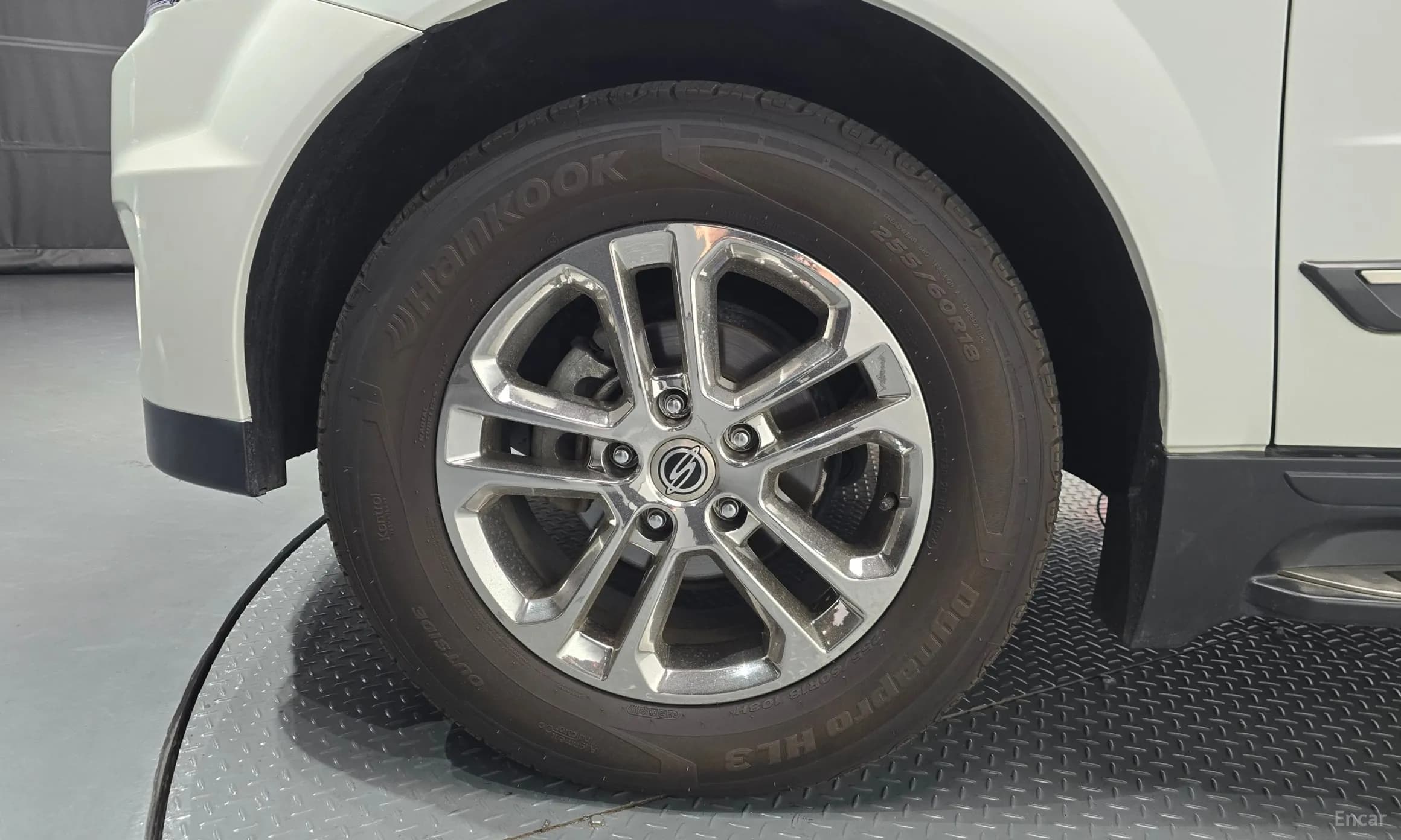 Korando Sports