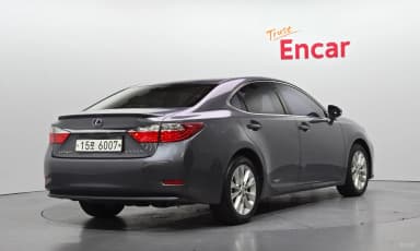 New ES300h