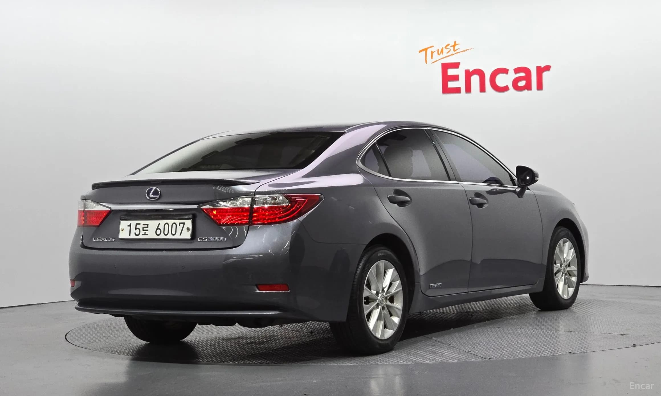 New ES300h