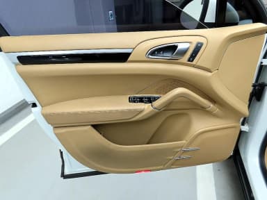 New Cayenne
