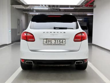 New Cayenne