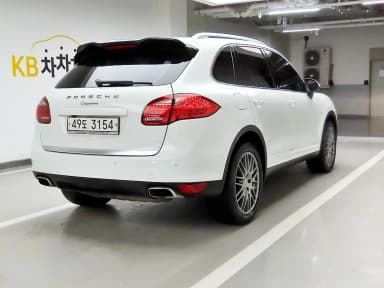 New Cayenne