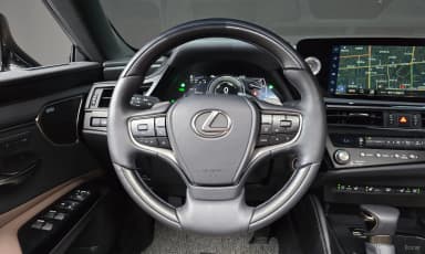 ES300h 7th Generation