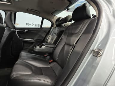 S60