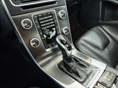 S60