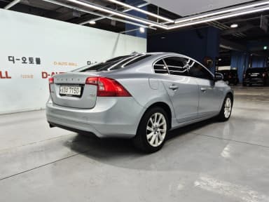S60