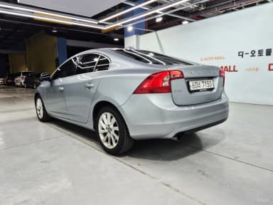 S60