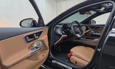 E-Class W214
