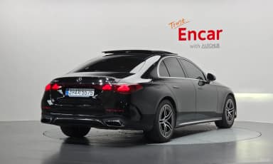E-Class W214