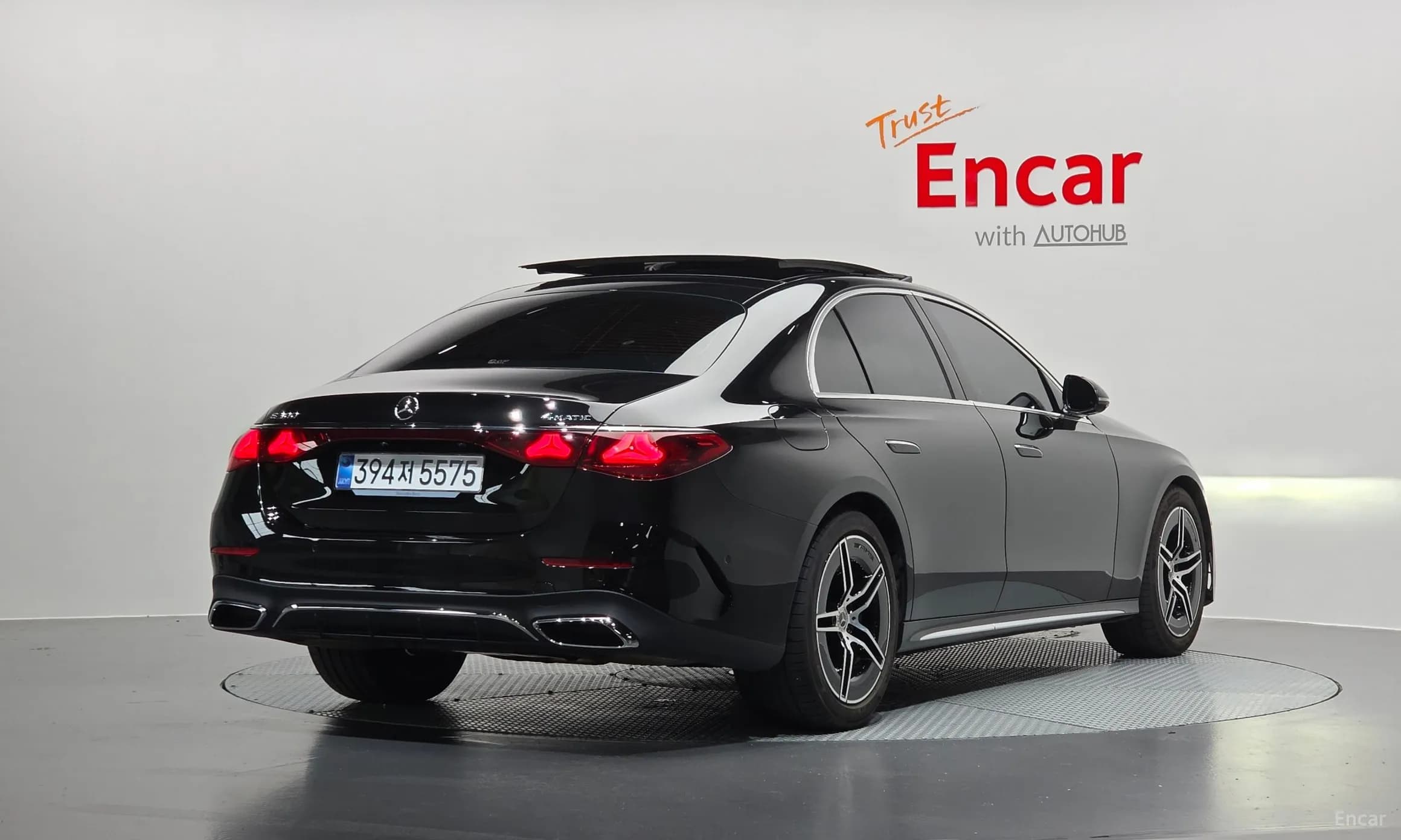 E-Class W214