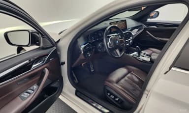 5 Series (G30)