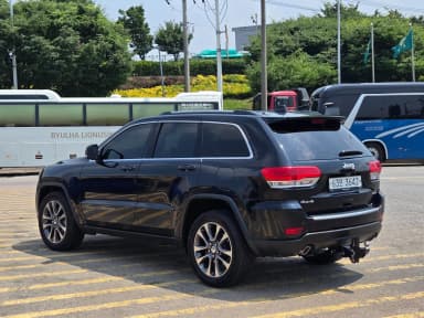 Grand Cherokee