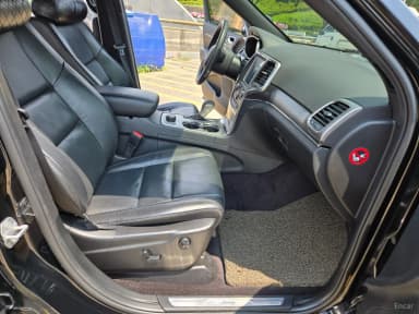 Grand Cherokee