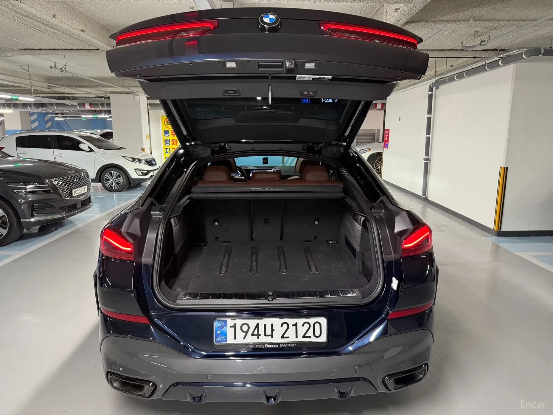X6 (G06)