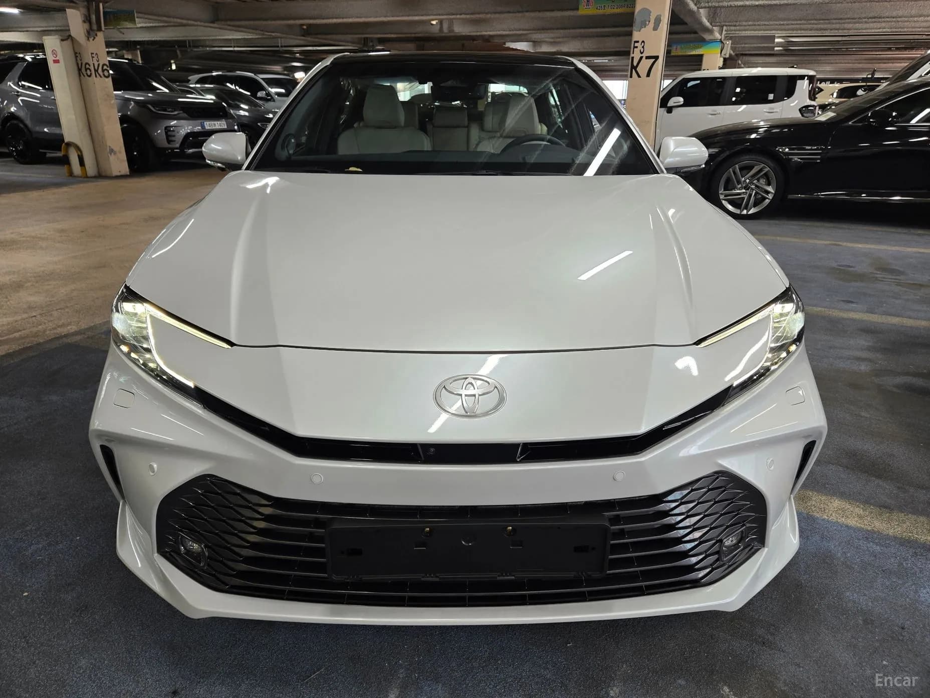 Camry (XV80)