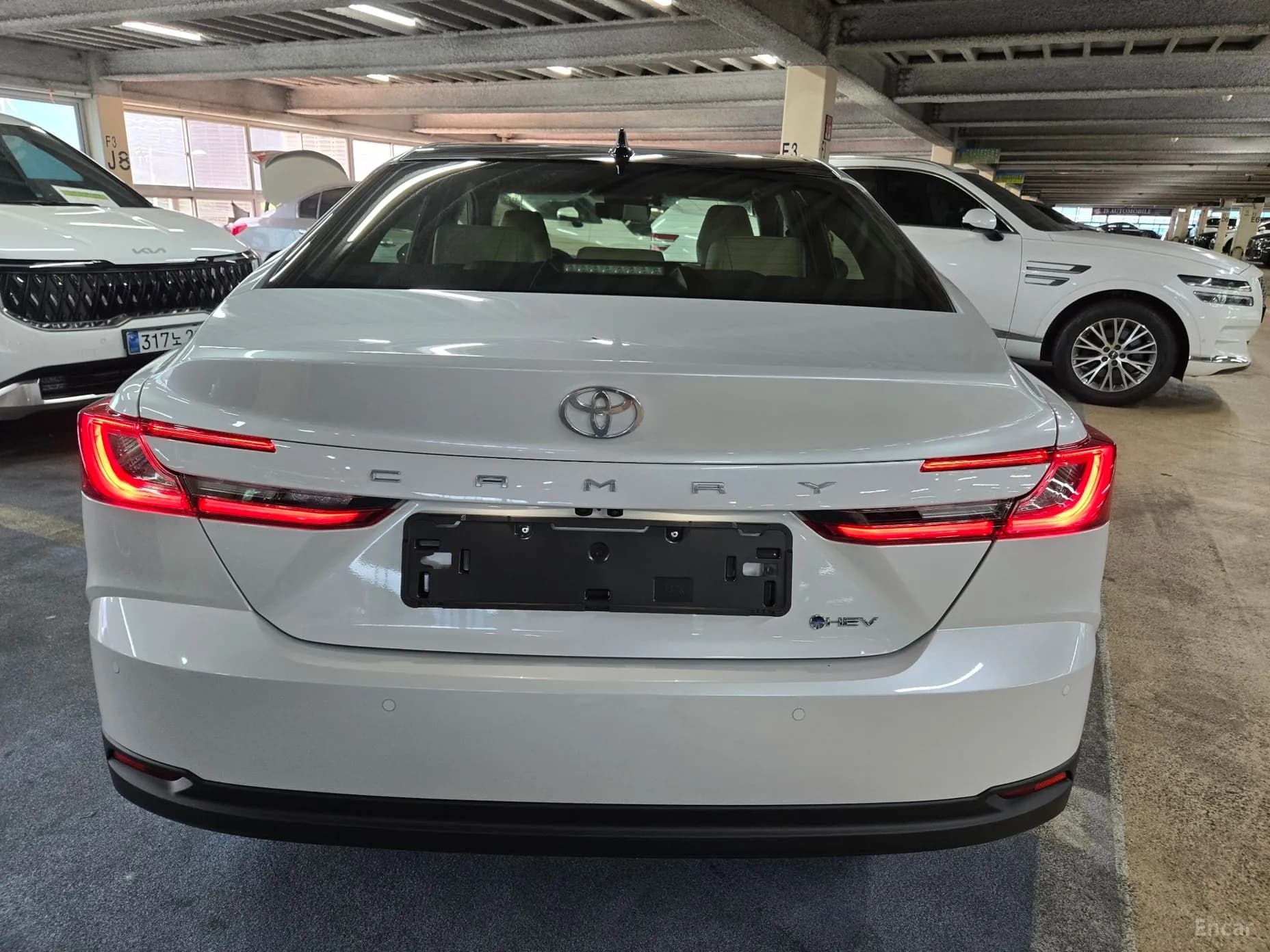 Camry (XV80)