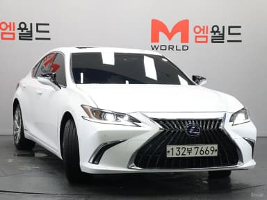 ES300h 7th Generation