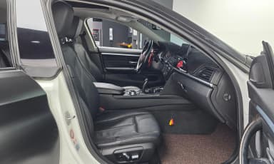 Series 4 (F32)