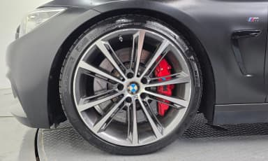 Series 4 (F32)