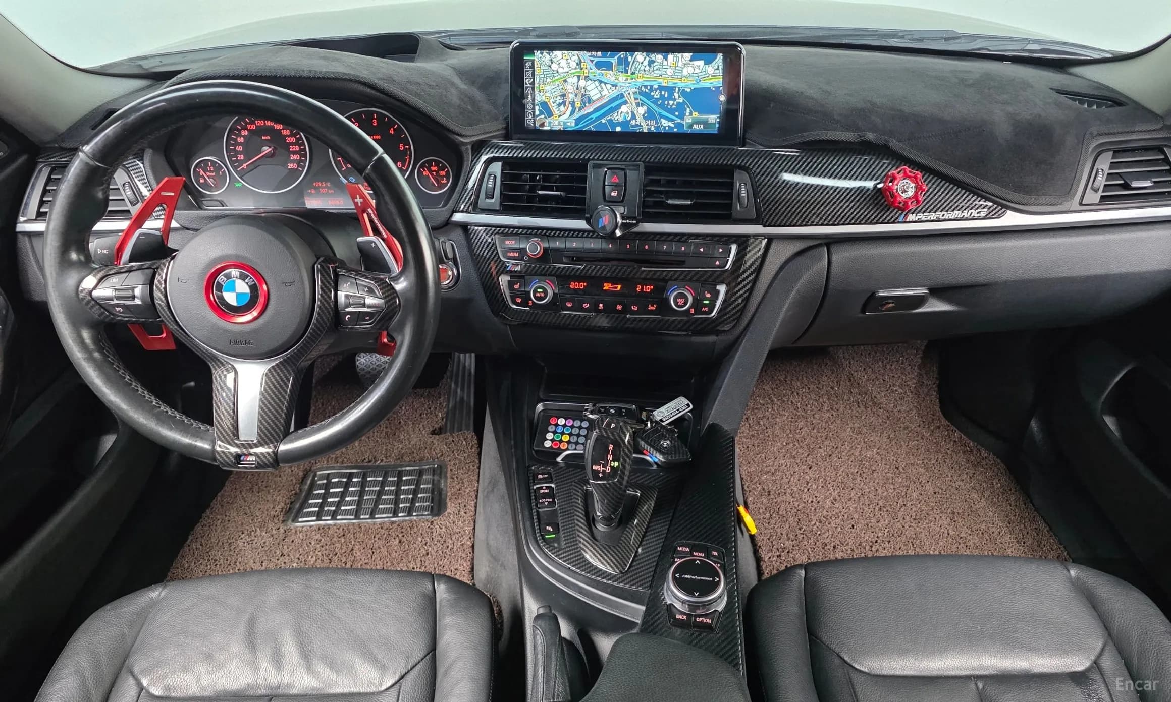Series 4 (F32)