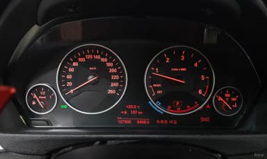 Series 4 (F32)
