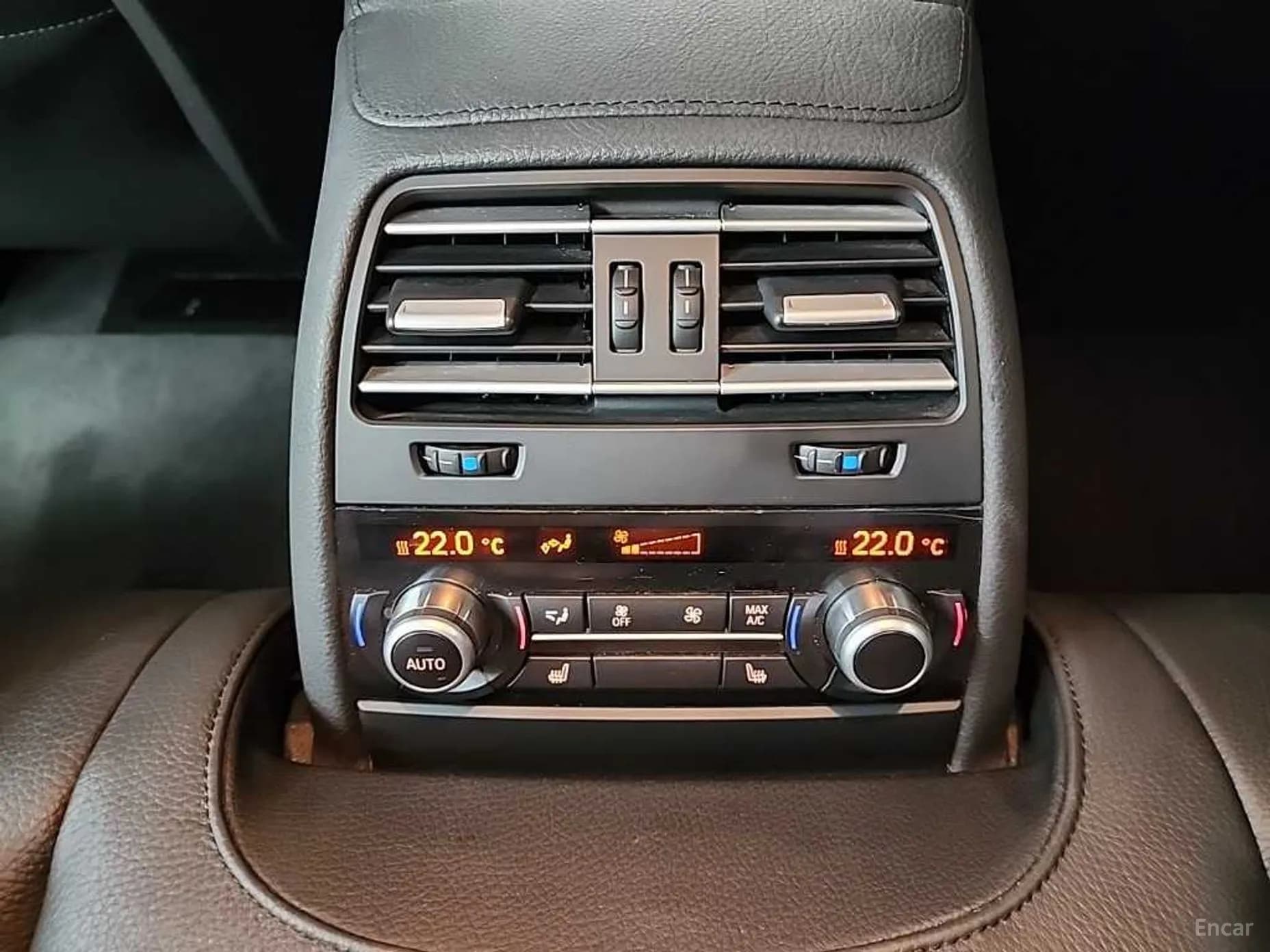 6 Series (F12)