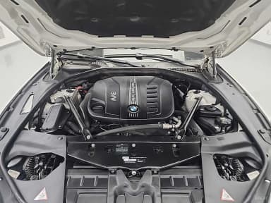6 Series (F12)