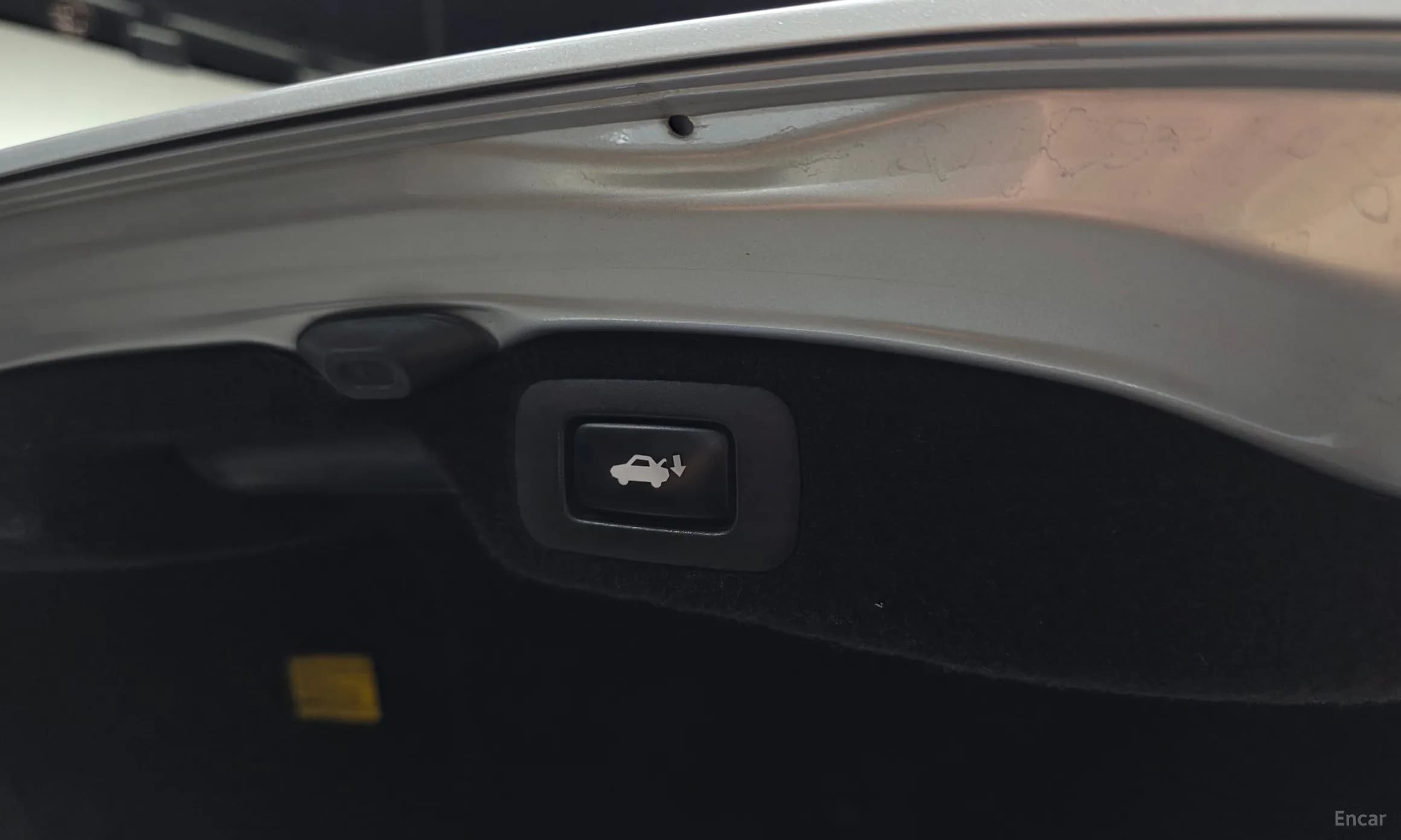LS600hL