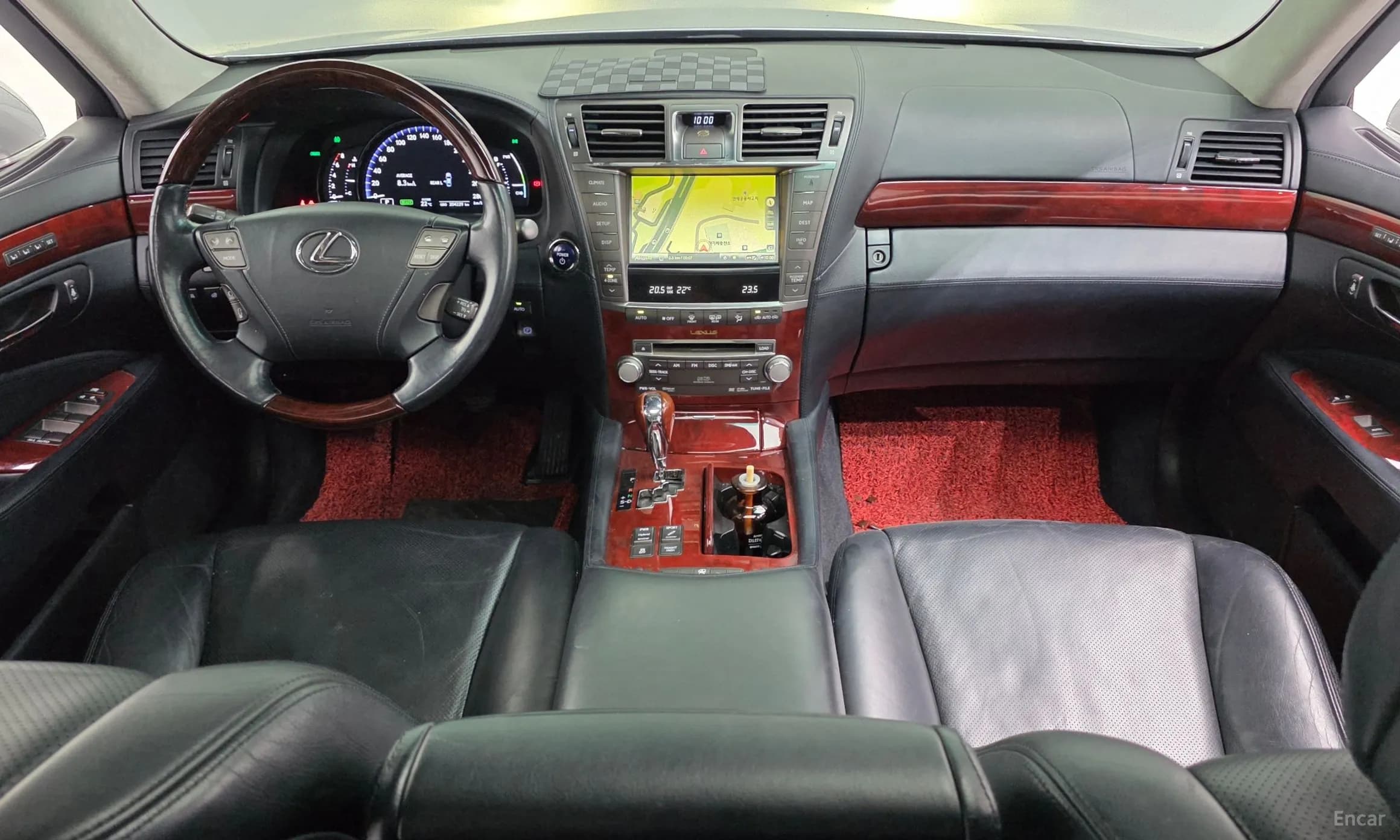 LS600hL