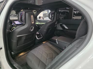 7 Series (G70)