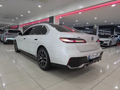 7 Series (G70)