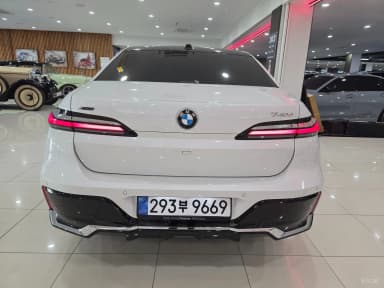 7 Series (G70)