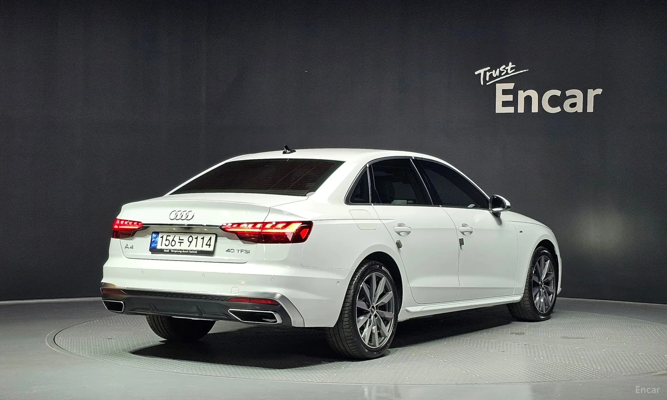 A4 (B9)