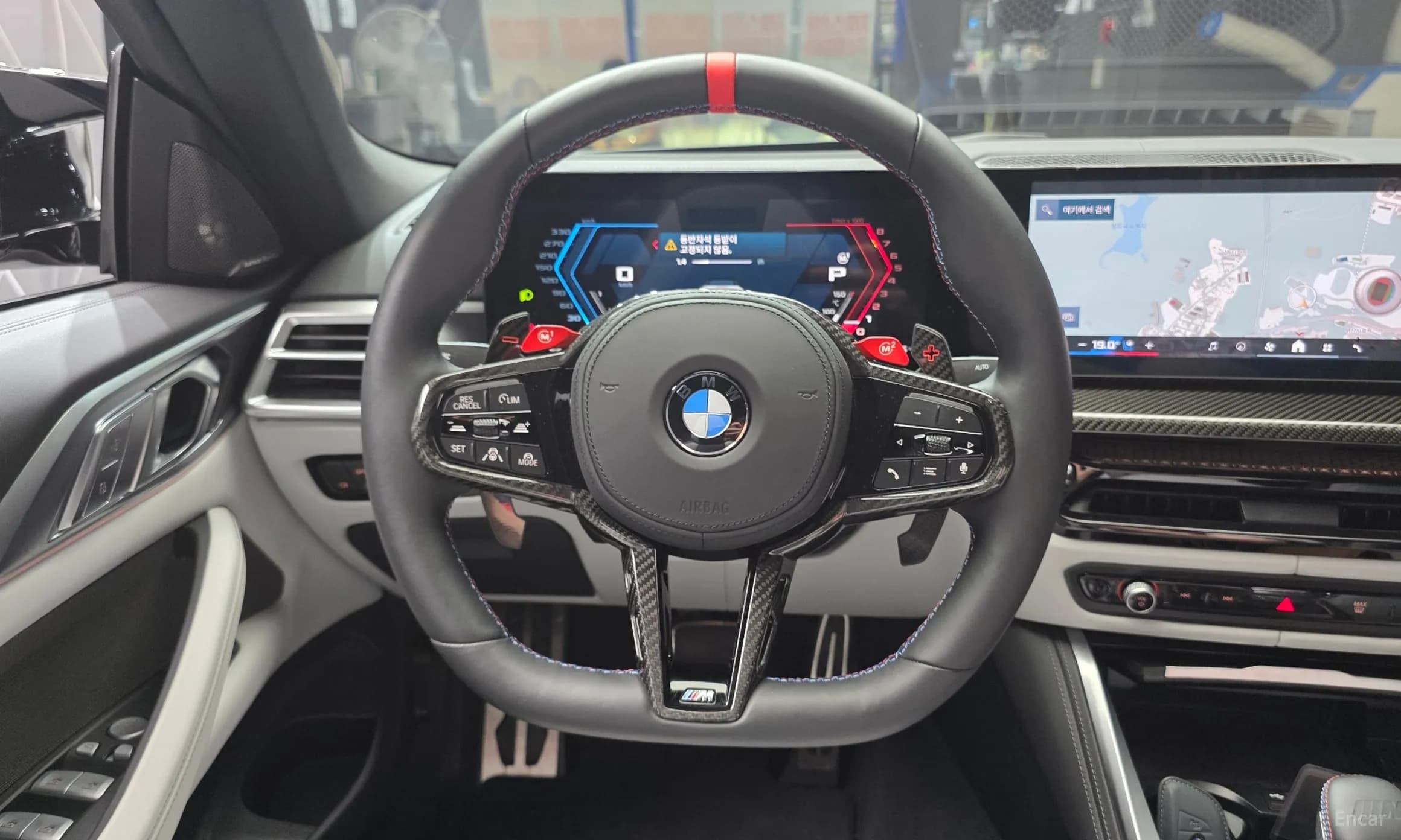 M4 (G82)