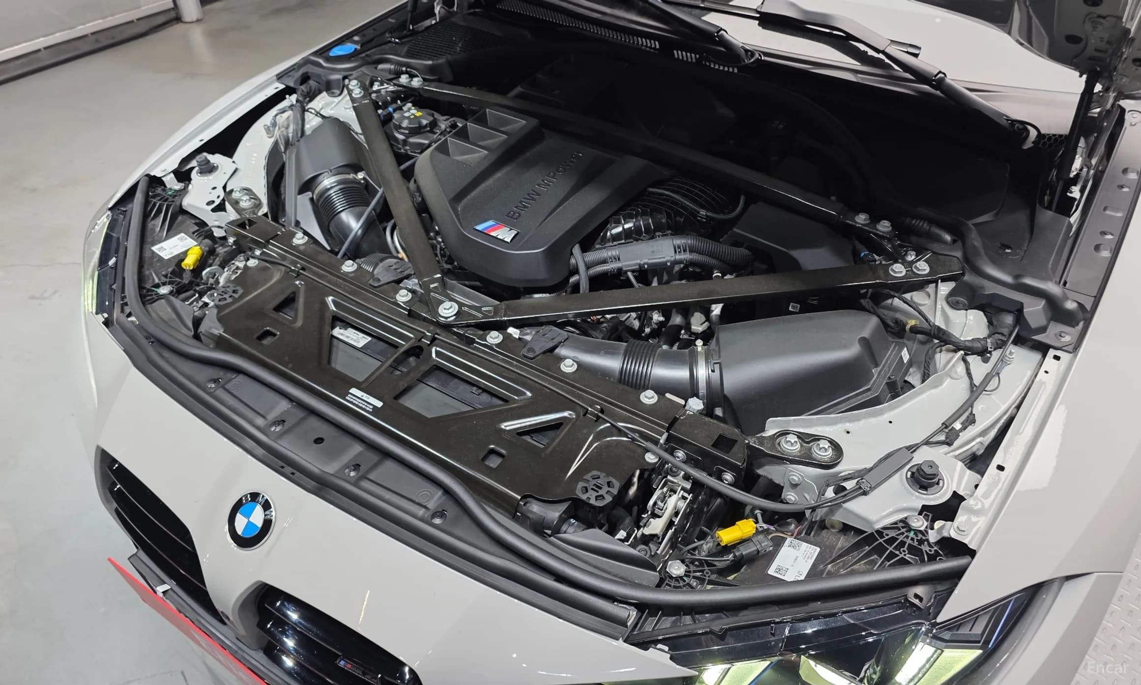 M4 (G82)