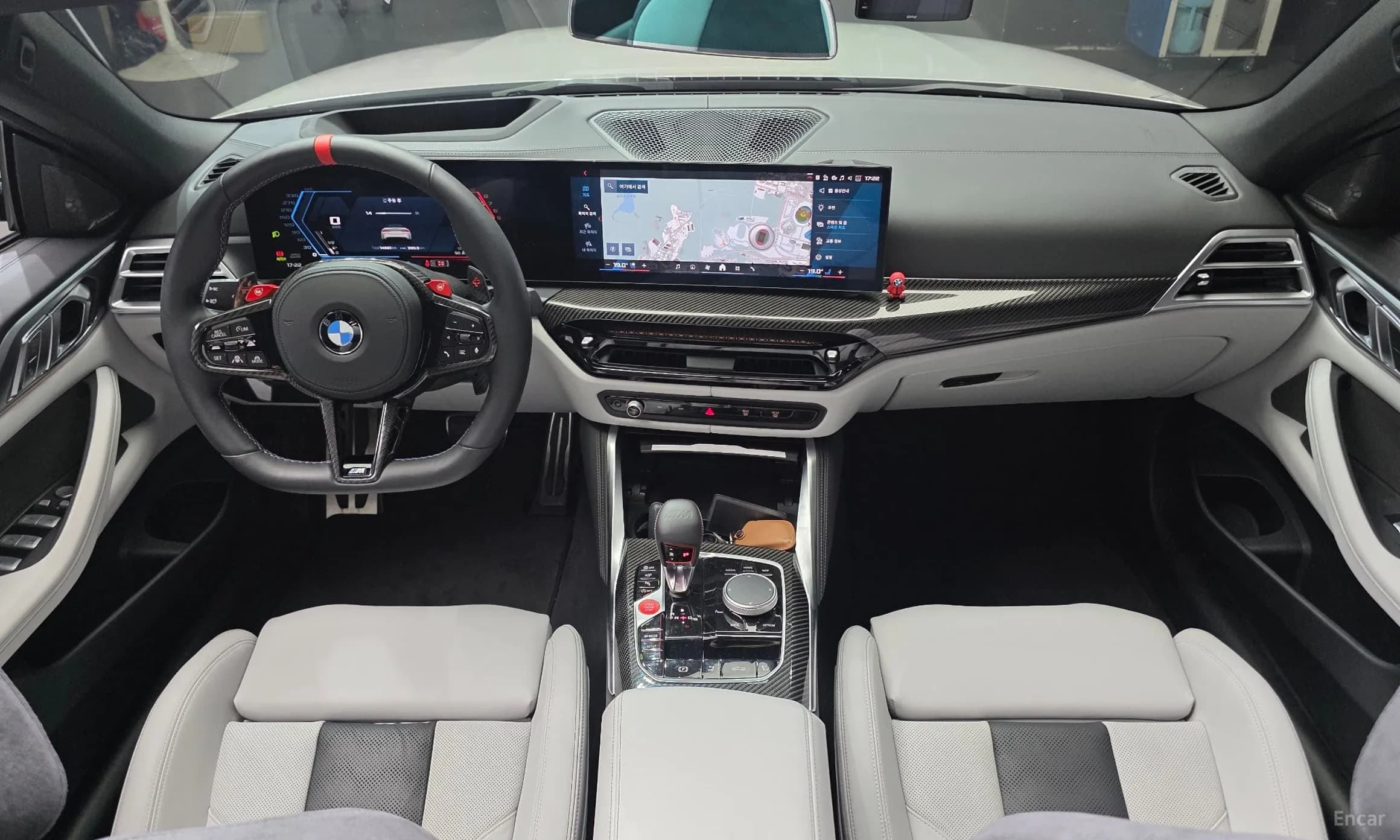 M4 (G82)