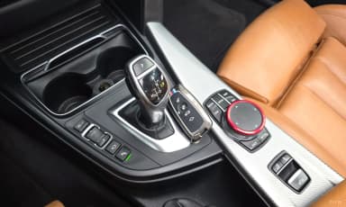 Series 4 (F32)