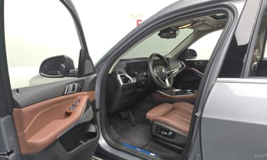 X5 (G05)