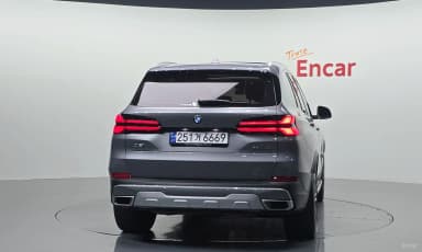 X5 (G05)